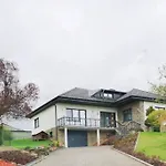 Haus Panoramablick Σπίτι διακοπών Burg Reuland